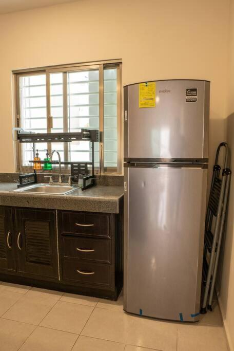 Acogedora Casa Con Hospedaje Para 2 Personas Chetumal Exteriör bild