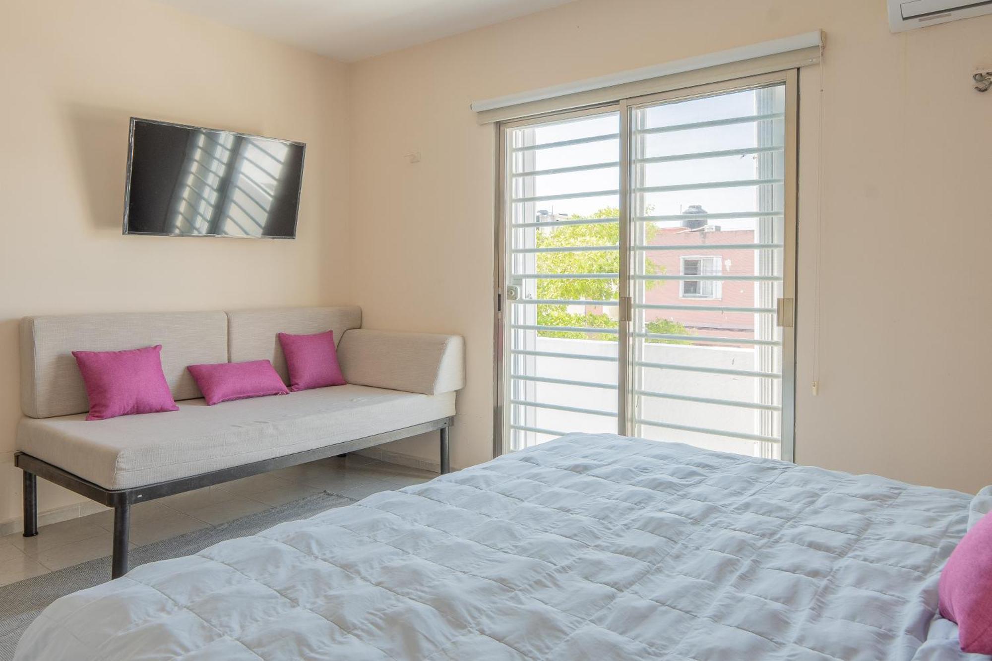 Acogedora Casa Con Hospedaje Para 2 Personas Chetumal Exteriör bild