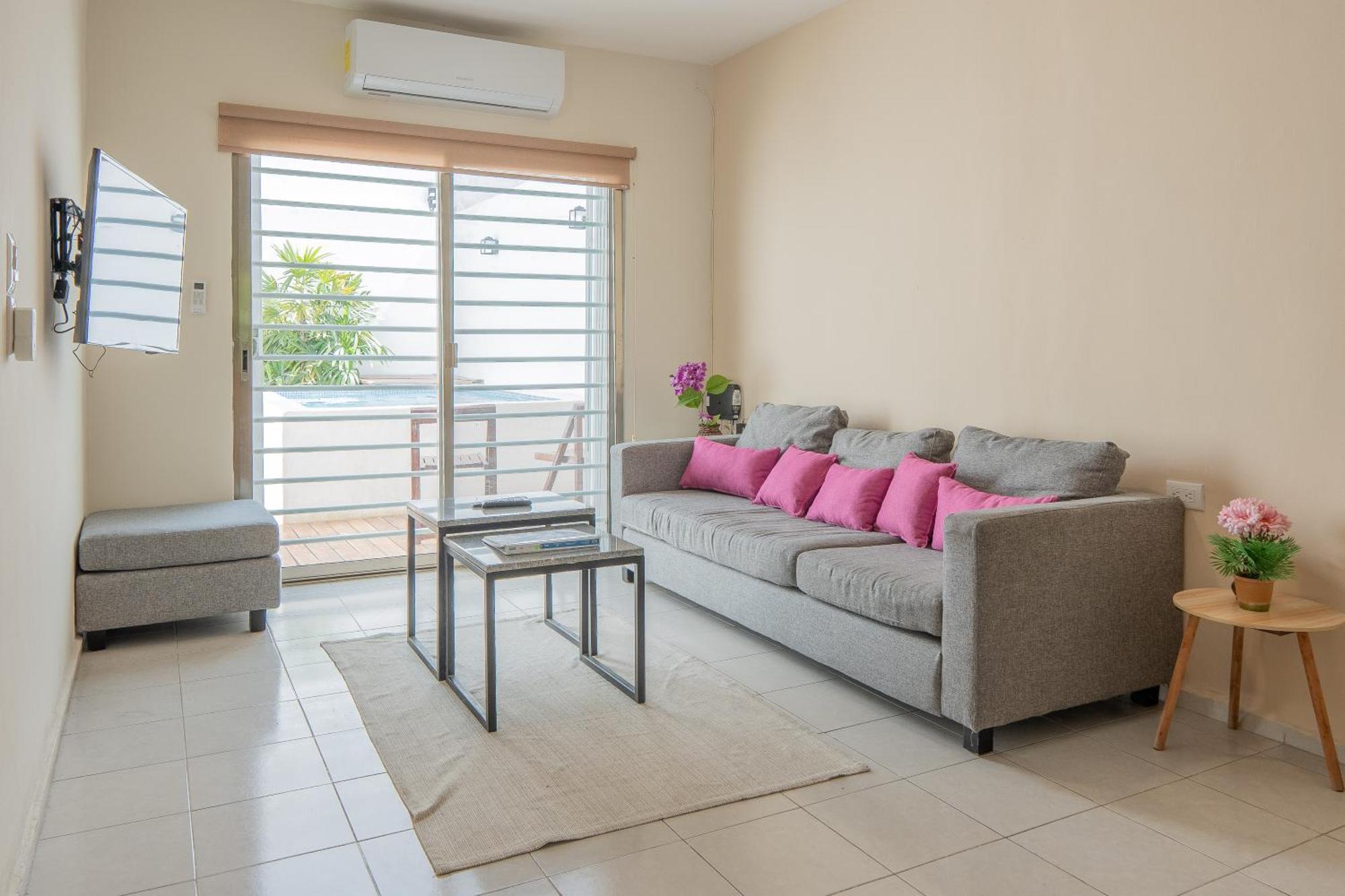 Acogedora Casa Con Hospedaje Para 2 Personas Chetumal Exteriör bild